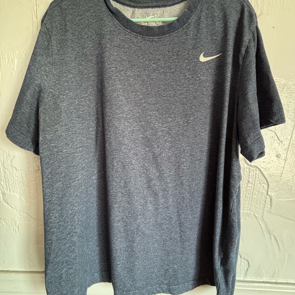 Nike Gray Short Sleeve Tee Athletic Style